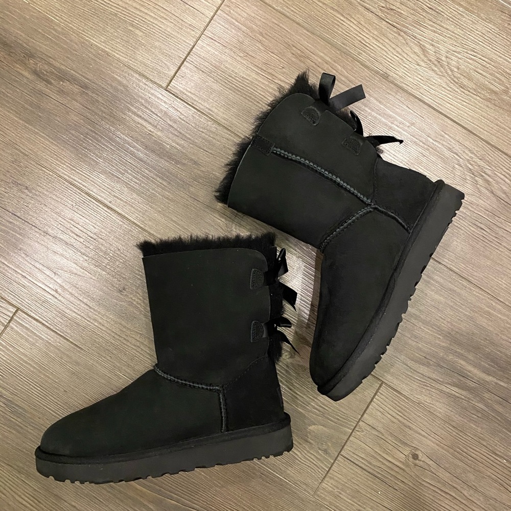 UGG size 6
